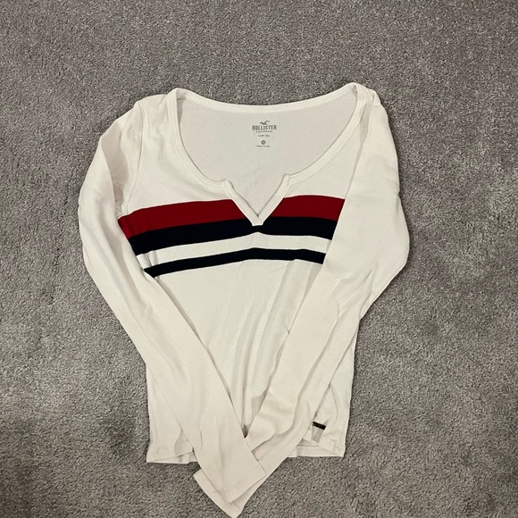 Hollister Long Sleeve Top - Picture 1 of 3
